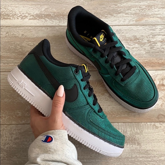 NWT Nike Air Force 1 - Picture 2 of 8